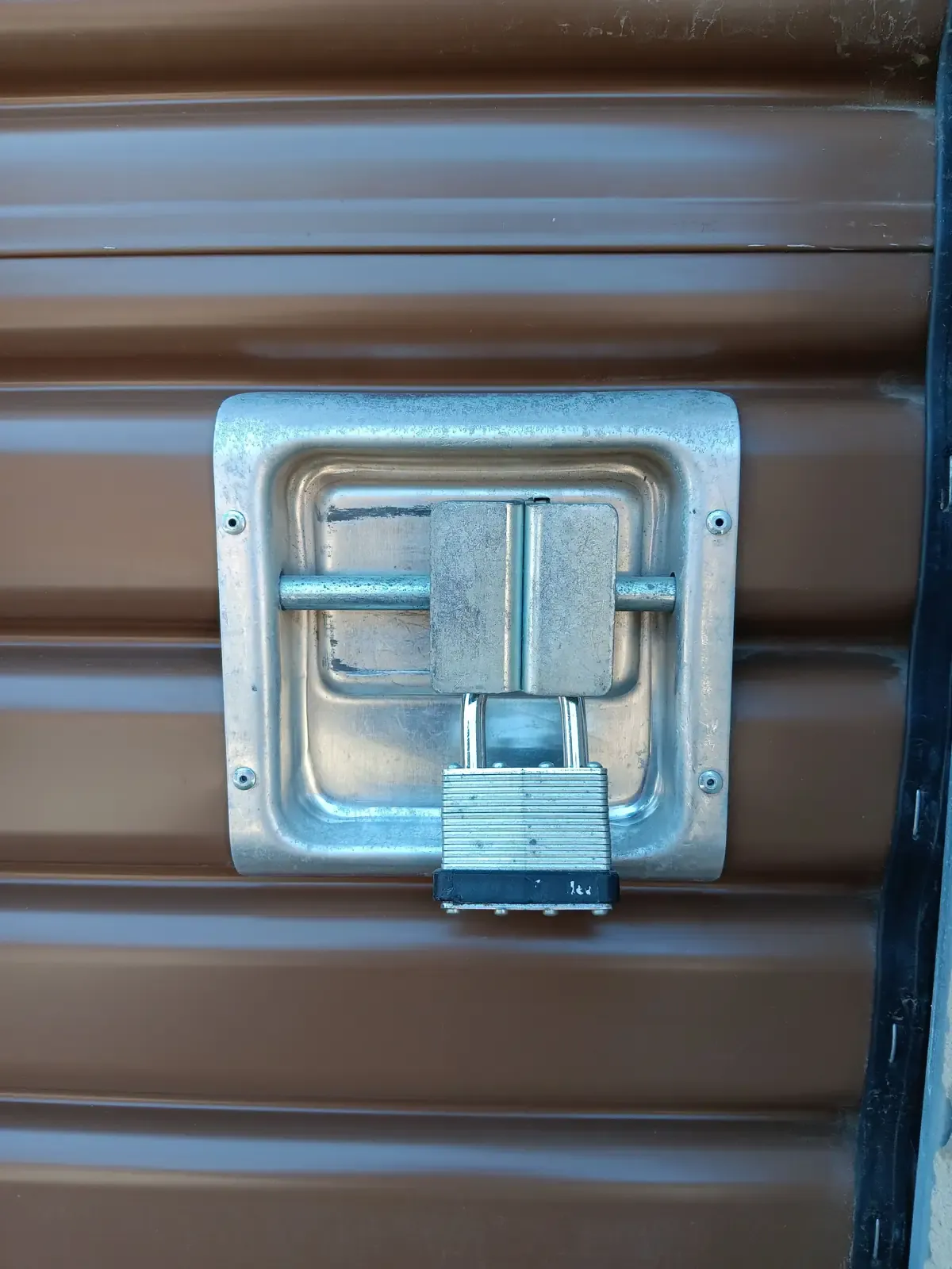 lock for storage unit