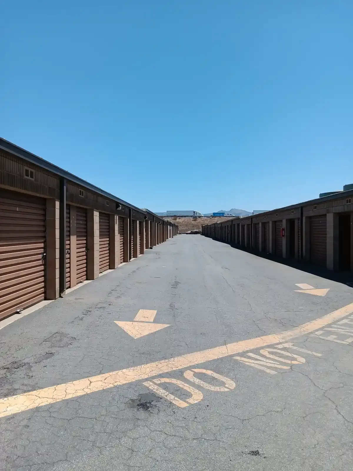 exterior drive up storage units 